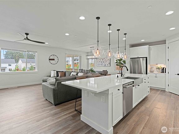 5th image of 10224 Ramble Drive NW