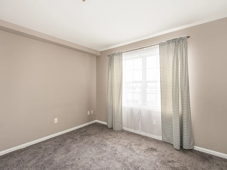 318 54th St #4K — Photo 18