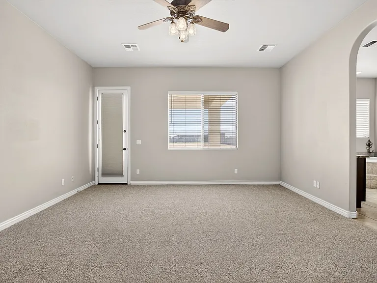 5317 E Lonesome Dove Trl — Photo 32
