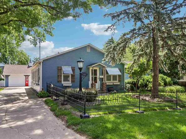 532 Olive St, Iowa City, IA 52246