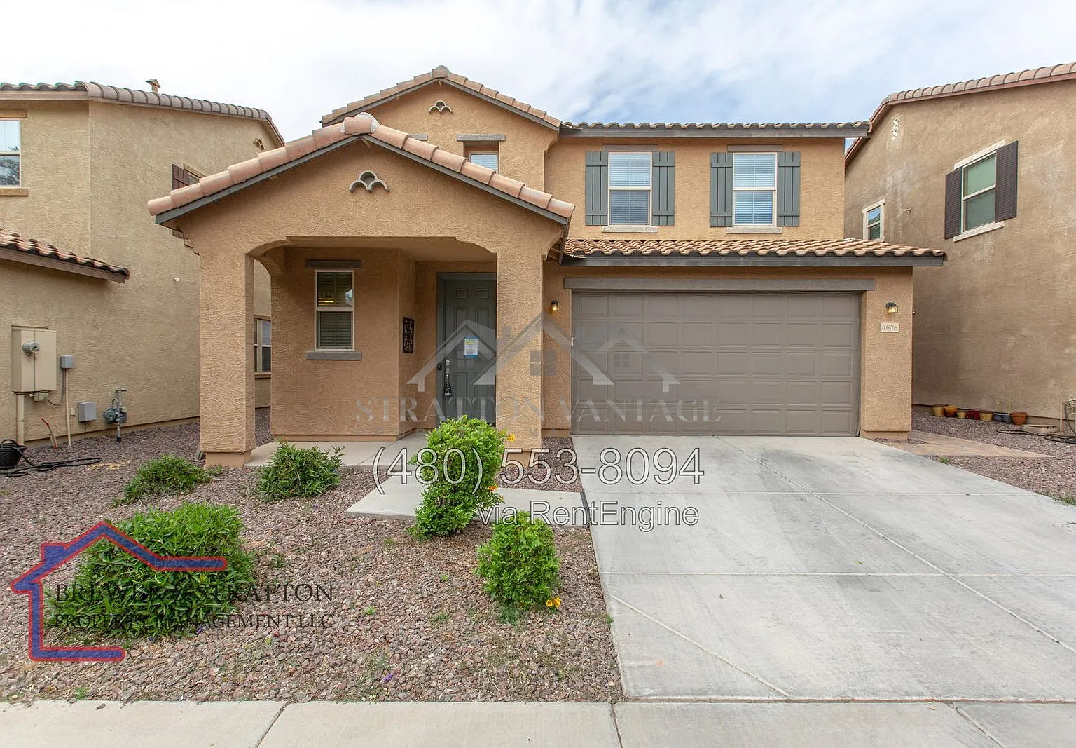 3 bed, 2.5 bath, 2111 sqft, $2,200 — Photo 1