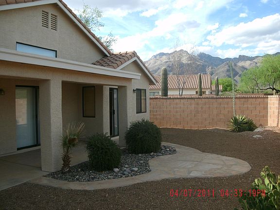 3rd image of 5572 N Star Canyon Ct