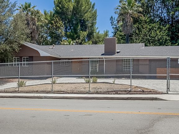 2nd image of 19454 Wells Dr