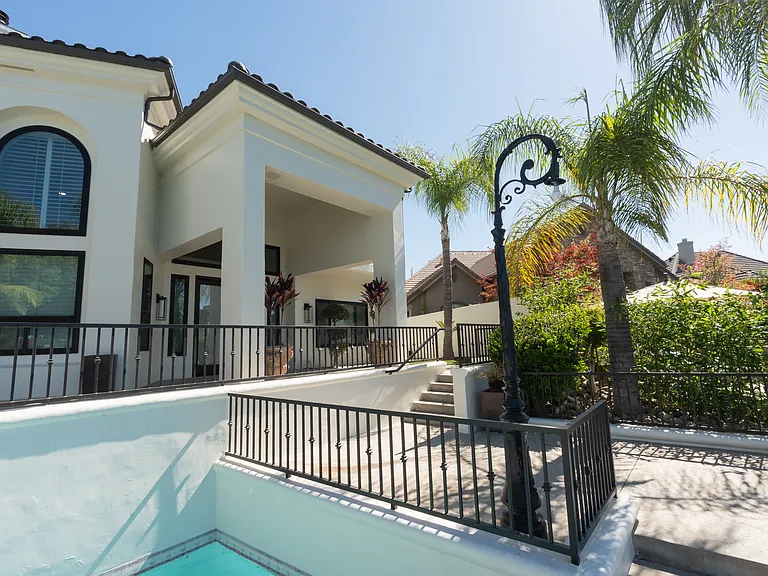 2589 W Lake Van Ness Cir — Photo 53