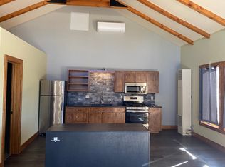 1319 Delicado Ln UNIT B, Taos, NM 87571