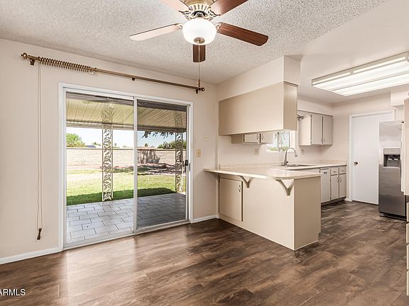 5th image of 9903 W SPRUCE Drive