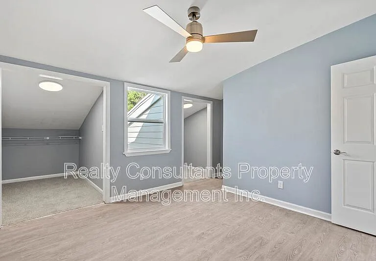 604 E Iredell Ave #2 — Photo 10