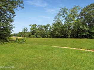 Hershal Grady Hwy, Summit, MS 39666