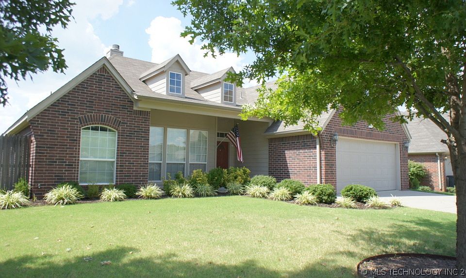 1st image of 4406 S 198th East Pl