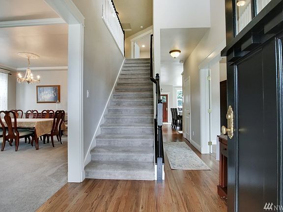 5th image of 327 17th St NW