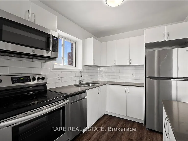 10 Garfella Dr #419 — Photo 4