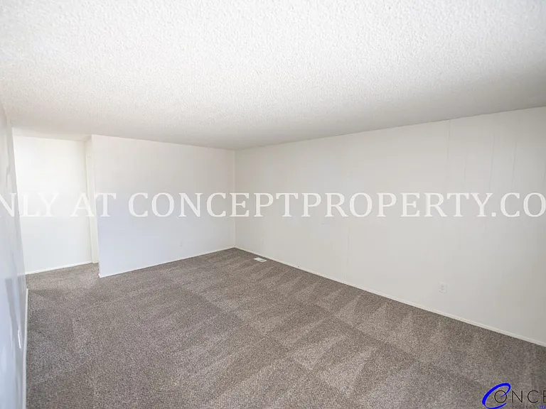 Murray Place — Photo 7