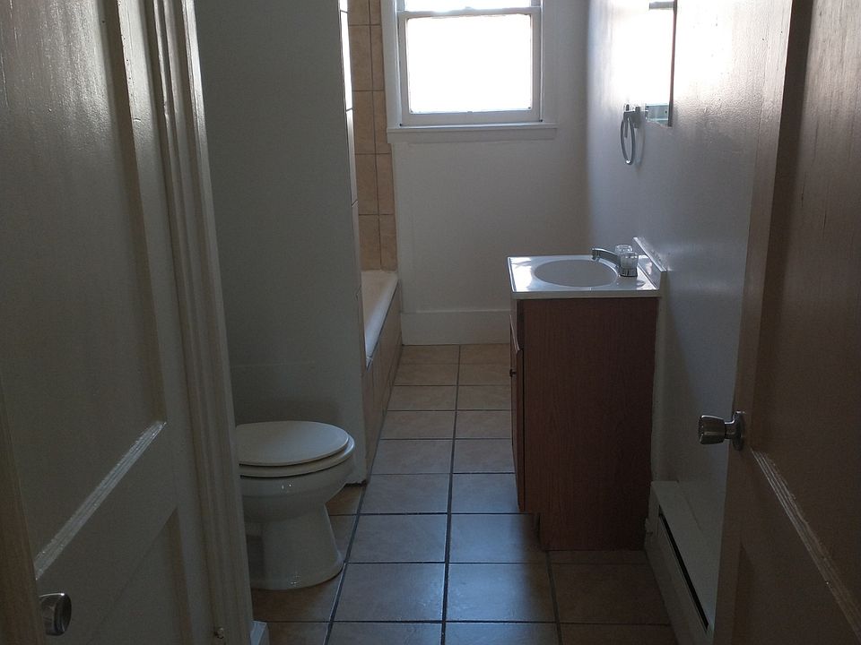1st image of 112 Watauga Ave E #5