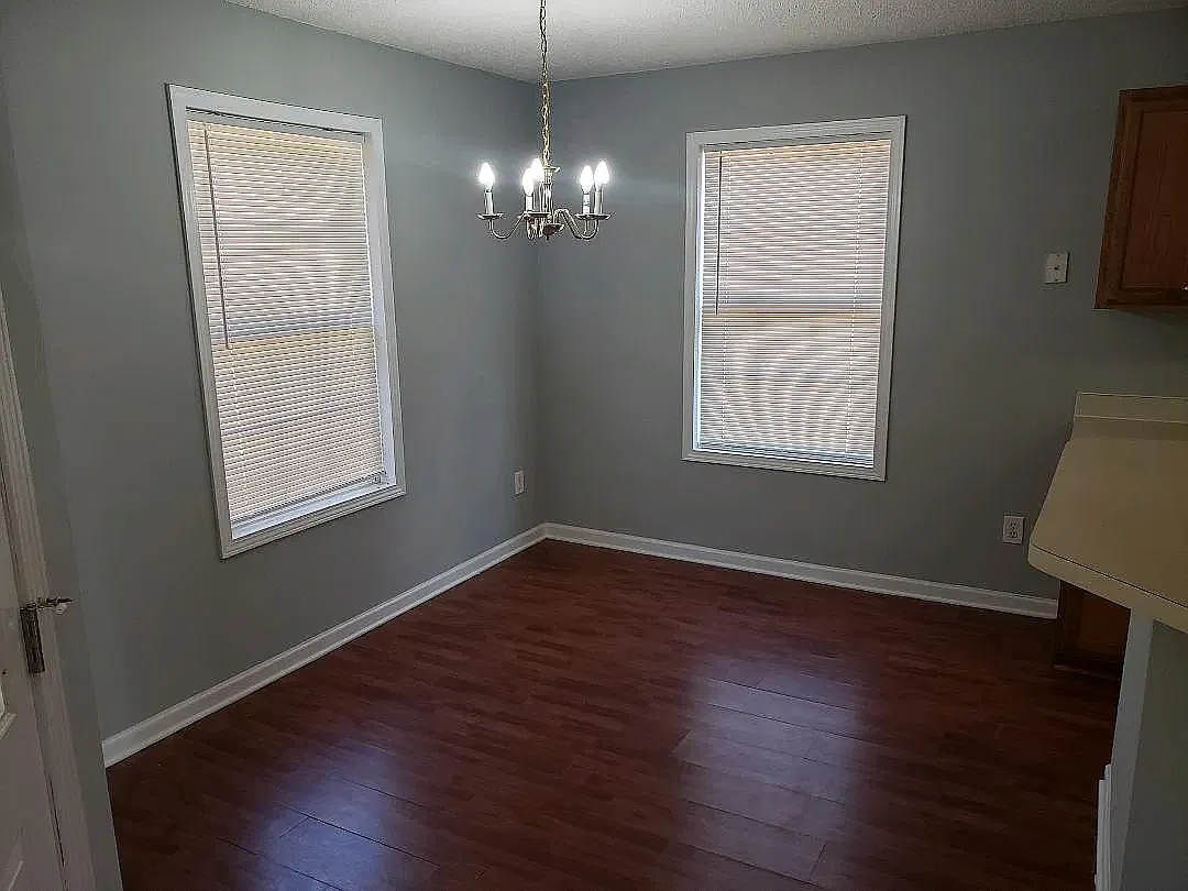3 bed, 1266 sqft, $1,700 — Photo 4