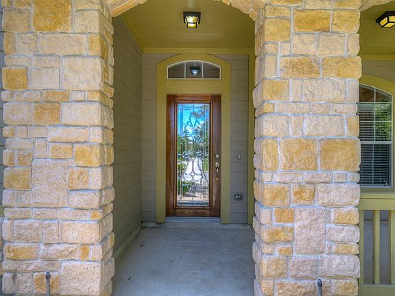 4th image of 63 Chipwyck Way
