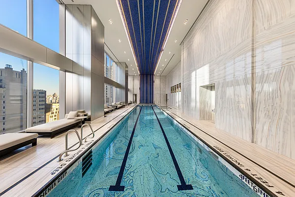 びる 217 West 57th Street, aka Central Park Tower, Gets Its First