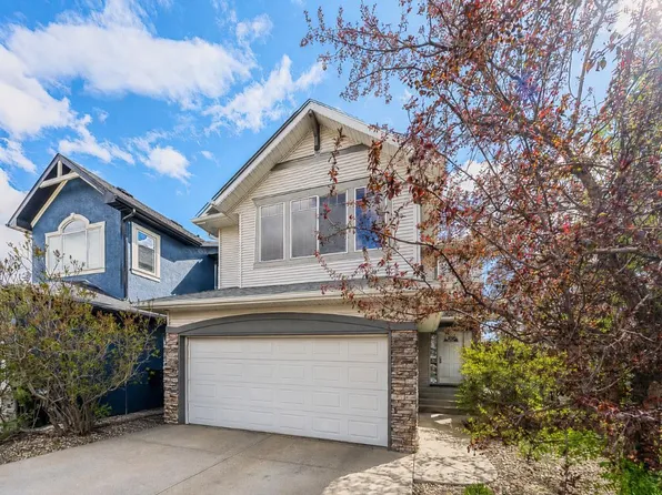 143 W Cougarstone Sq SW, Calgary, AB T3H 5J4
