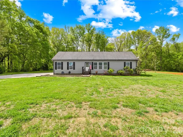 350 Little Creek Dr, Salisbury, NC 28147