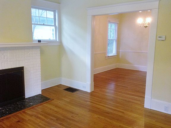 Living room/Dining Room