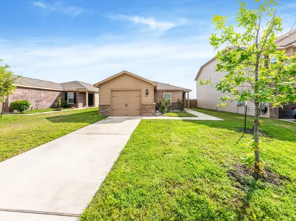 104 Koontz Loop, Jarrell, TX 76537