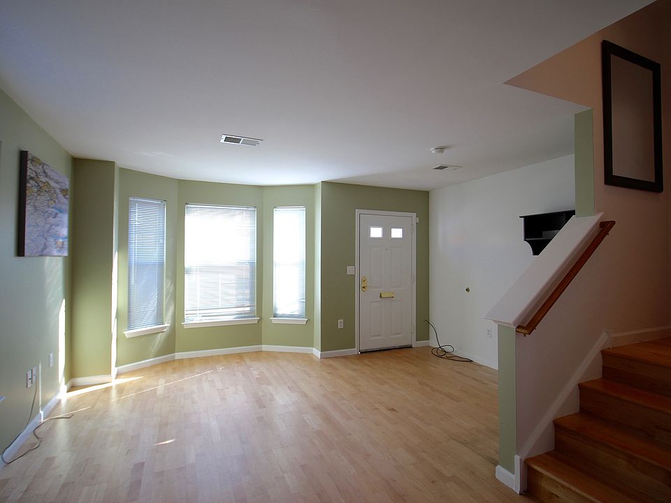 1st image of 1400 N Franklin St