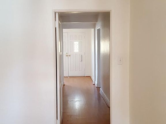 5th image of 911 Opal St