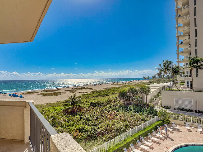 2800 N Ocean Dr #A — Photo 5