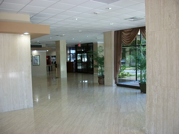5th image of 400 Kings Point Dr APT 523