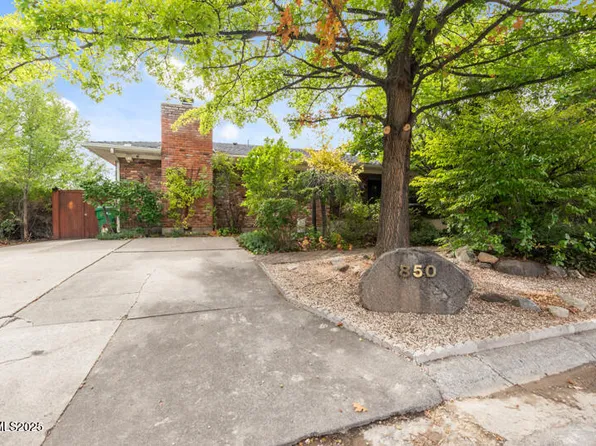 850 W 11th St, Reno, NV 89503