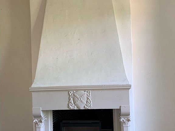 4th image of 8320 Fountain Ave #8324C