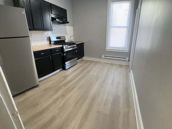 2nd image of 3469 N Sydenham St #3