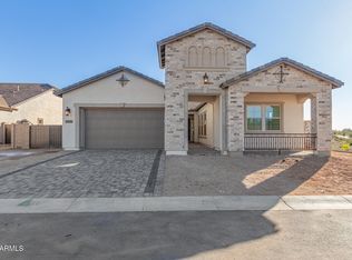 2527 E Russell St, Mesa, AZ 85213