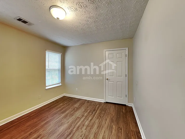 540 Gables Ct — Photo 16