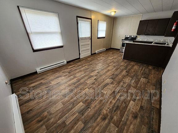 2nd image of 12 E Union St