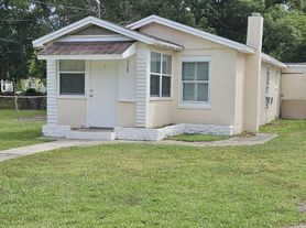 529 South St, Daytona Beach, FL