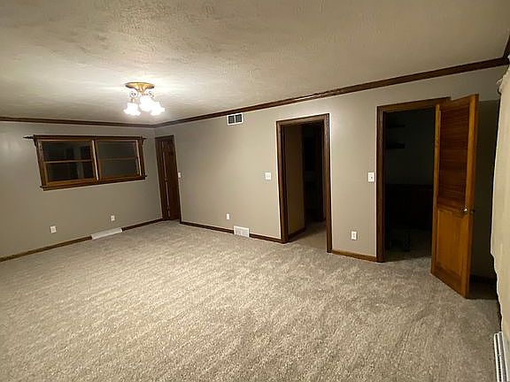 5th image of 10991 N 12th St