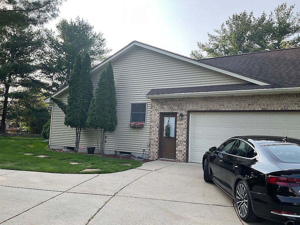 1st image of 5990 Everett Ln