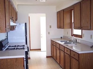 2nd image of 3470-3476 E 69th Ave