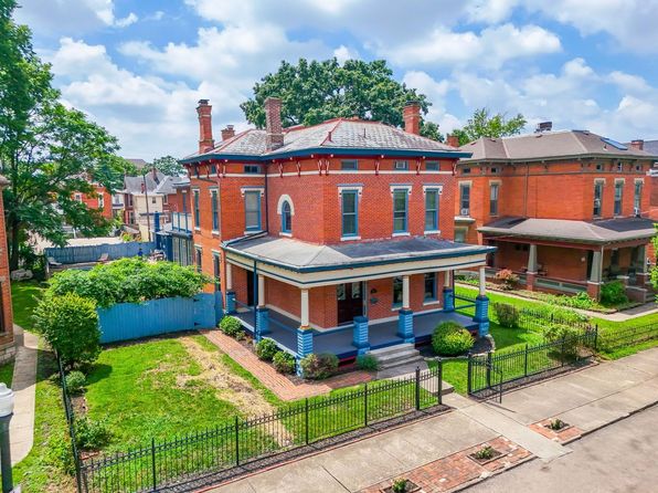 63 Smith Pl