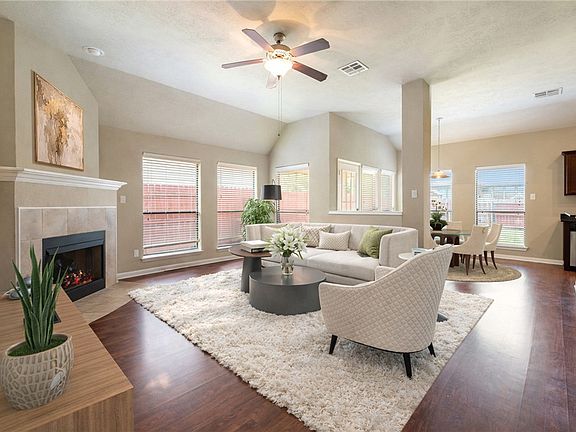 3rd image of 2702 Rivers End Dr