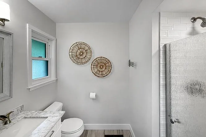 8 Cherry Hills Ct — Photo 1