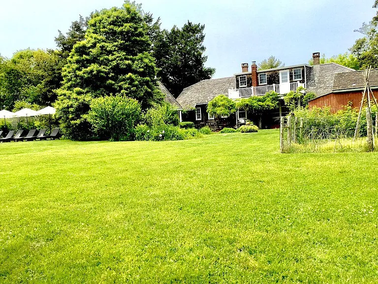 8 Tuthill Point Rd — Photo 43
