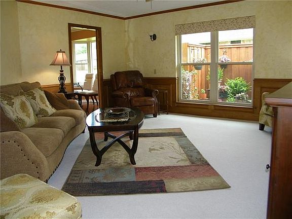 4th image of 1612 Steenson Dr