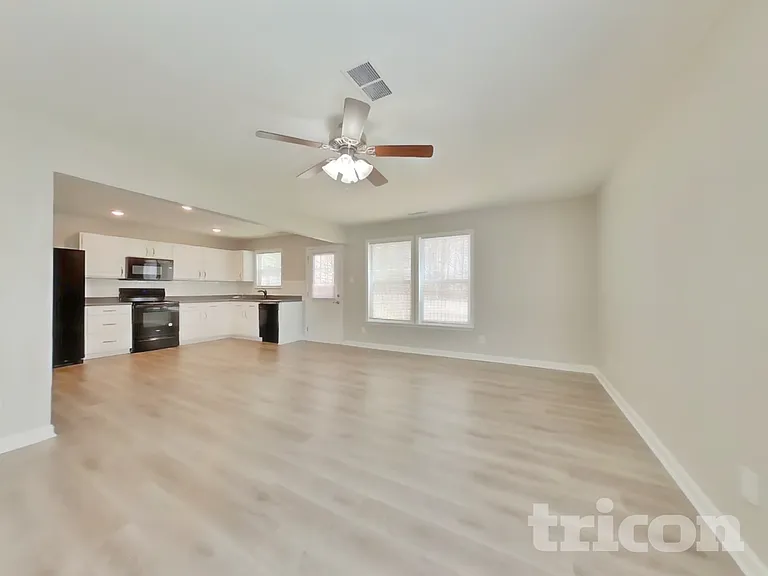 1117 Swearngan Ridge Ct — Photo 4