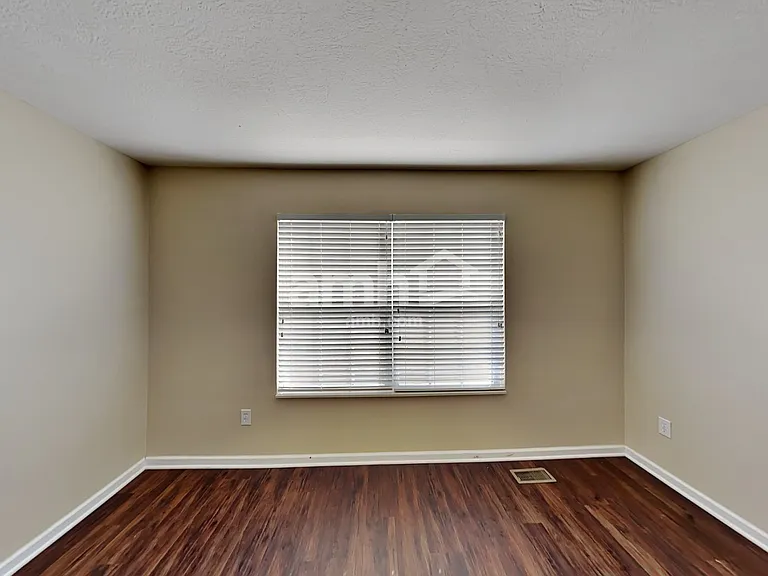 338 Calebs Ct — Photo 16