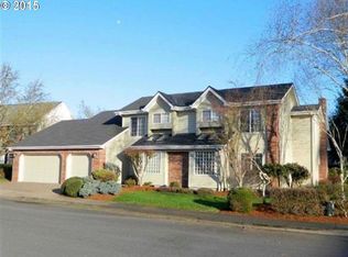 621 Anderson Dr, Silverton, OR 97381