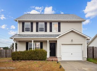 101 Indigo Dr, Maysville, NC 28555