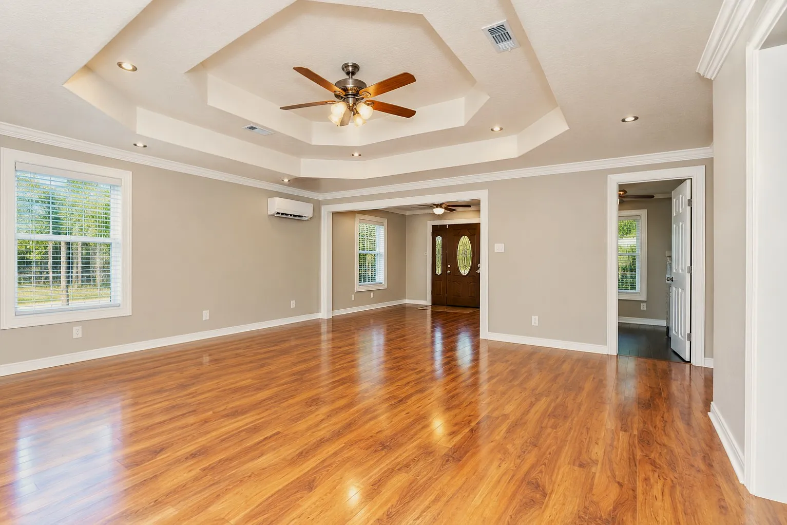 207 Smith Street - 1 — Photo 3