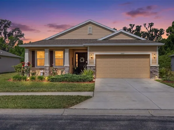 12421 Eastpointe Dr, Dade City, FL 33525