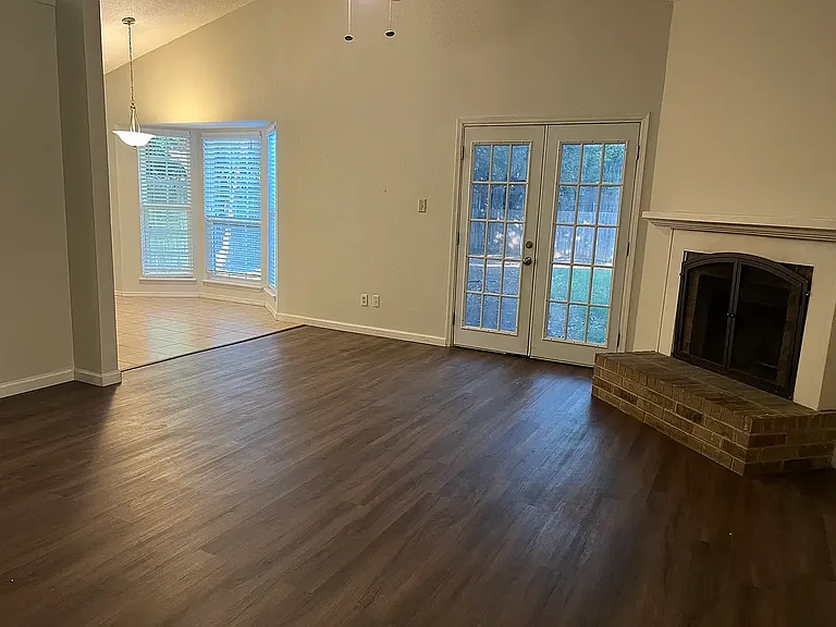 2529 Craig Ln — Photo 12